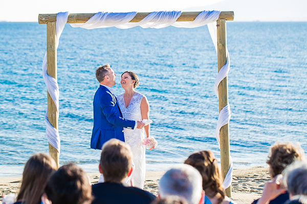 γαμος-στην-παραλια-στην-ναξο