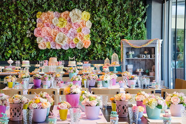 διακοσμηση-βαπτισης-κοριτσιου-παστελ-χρωματα