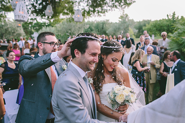 μυστηριο-γαμου-προαυλιο-εκκλησιας (1)