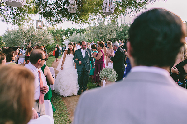 μυστηριο-γαμου-προαυλιο-εκκλησιας (2)