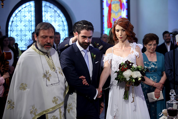 γαμος-με-κοκκινο-χρωμα (1)