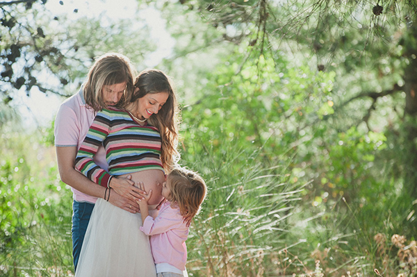 lovely-maternity-session-lake-1