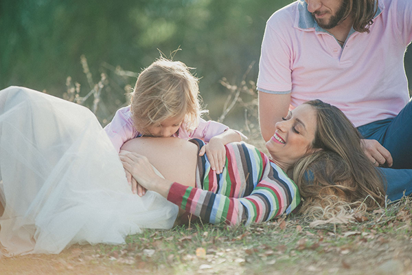 lovely-maternity-session-lake-2