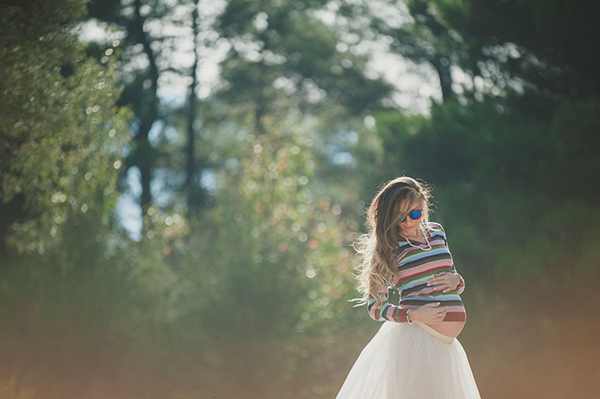 lovely-maternity-session-lake-3
