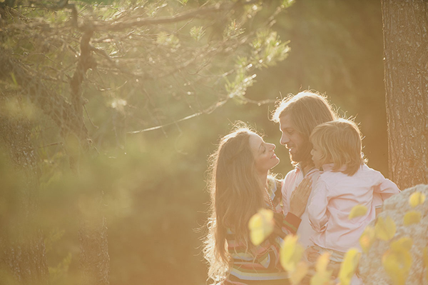 lovely-maternity-session-lake-6