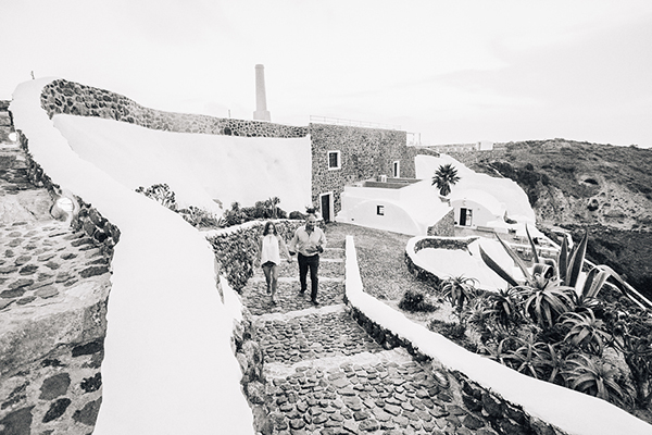 next-day-photoshoot-santorini-5