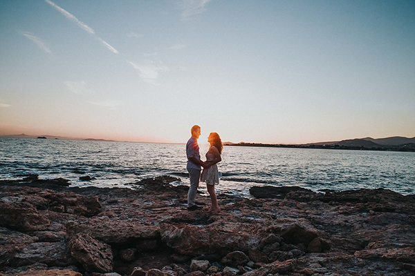 beautiful-engagement-session-lagonissi-13