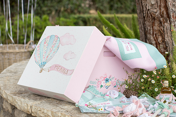 air-balloon-theme-baptism-ideas-4