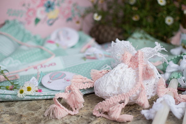 air-balloon-theme-baptism-ideas-9