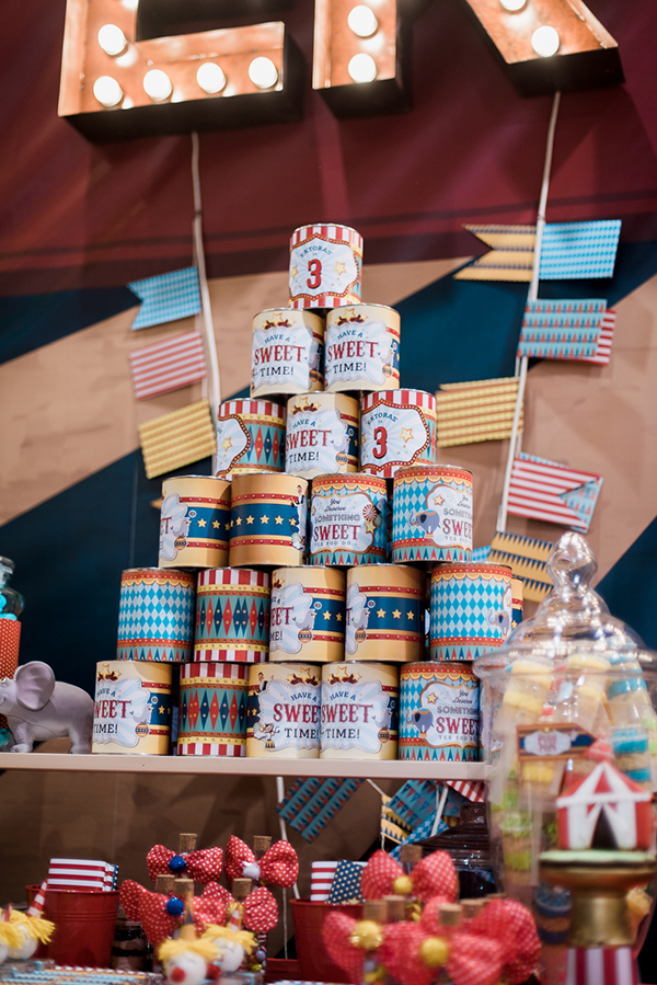 most-amazing-circus-theme-birthday-party-ever-9x