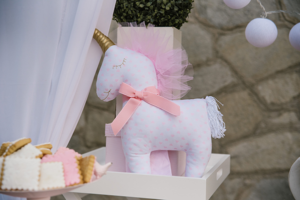 unicorn-baptism-decoration-ideas-1