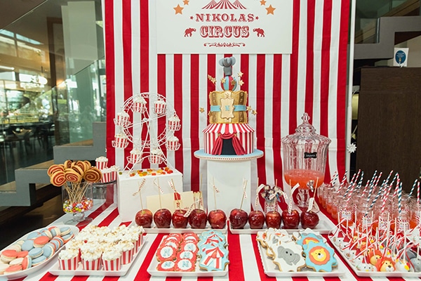 circus-baptism-theme-1