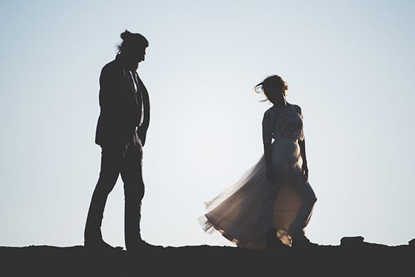 cozy-relaxed-engagement-session-6