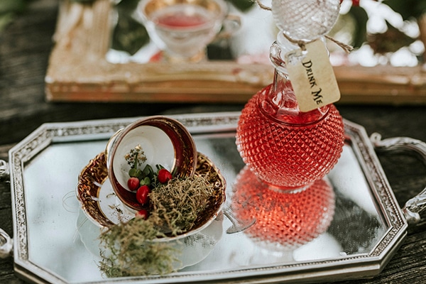 fairytale-baptism-ideas-alice-wonderland-12