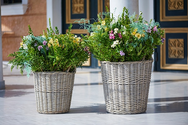 pink-gold-baptism-decoration-ideas-4X