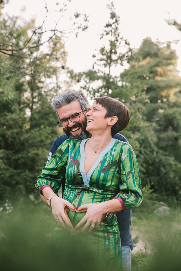 sweet-prenatal-lake-shoot_08