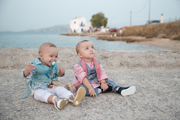 sweet-twins-baptism-sea_01