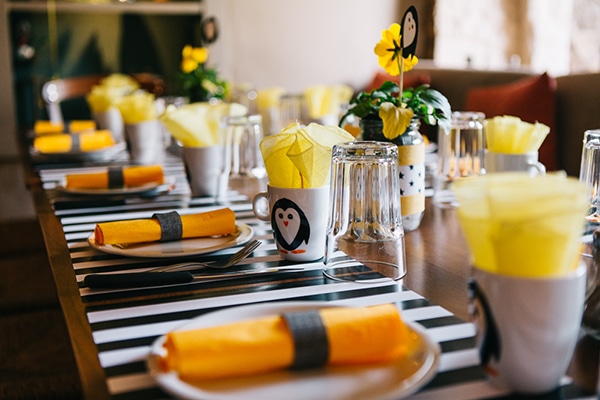 penguin-themed-baptism-decoration_08