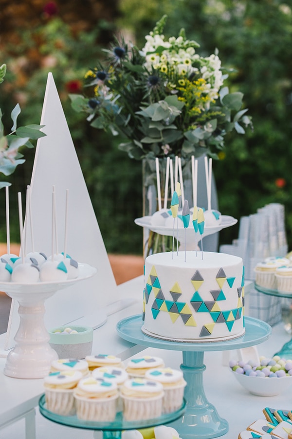 beautiful-geometric-shapes-themed-baptism-decoration_05x