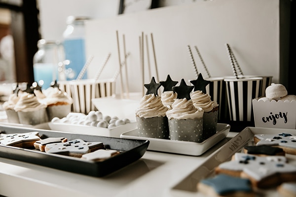 modern-baptism-decoration-rock-star-theme_04