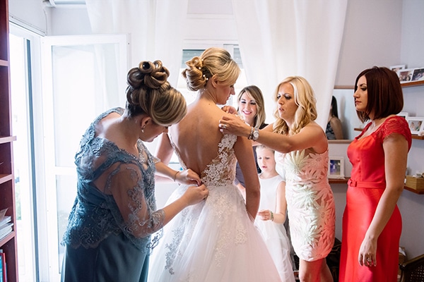 beautiful-fall-wedding-white-hues_08