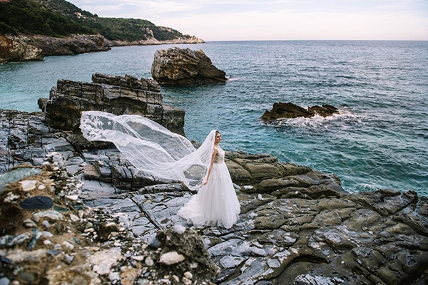 beautiful-fall-wedding-white-hues_25