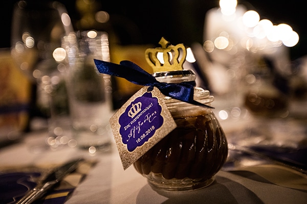 beautiful-king-themed-baptism-ideas_13