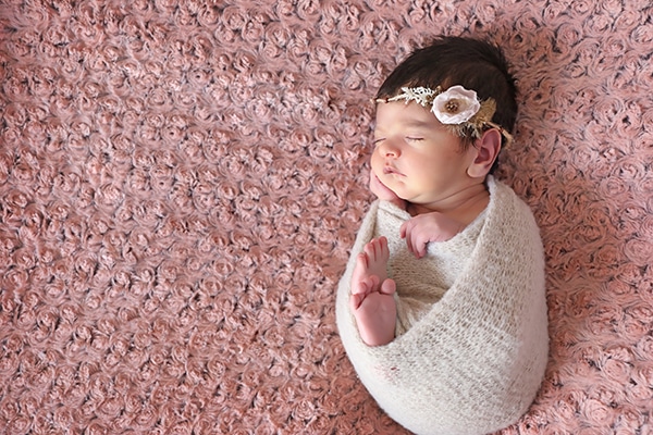 cute-newborn-photoshoot-pink-hues_04