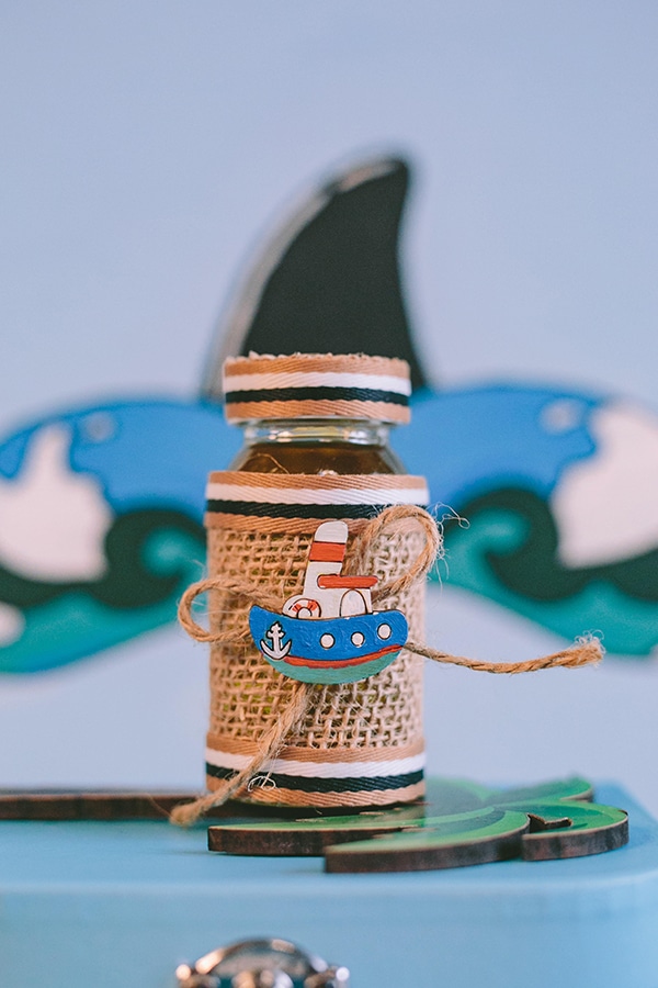 wonderful-beach-baptism-windsurf-themed_03