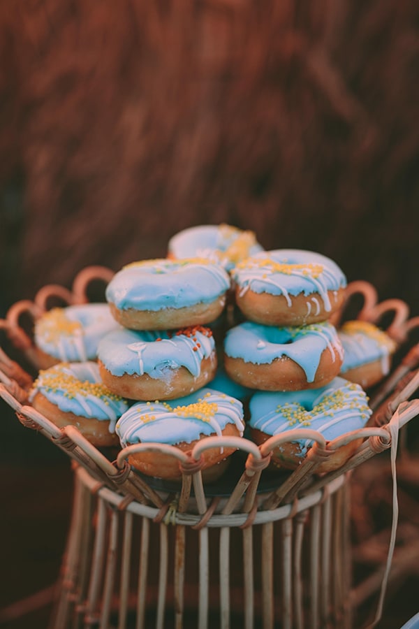 wonderful-beach-baptism-windsurf-themed_19