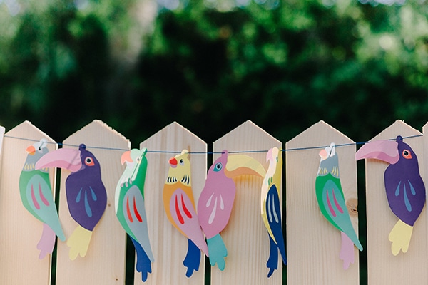 beautiful-baptism-ideas-tropical-theme_04