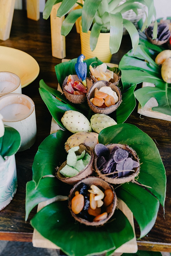 beautiful-baptism-ideas-tropical-theme_10