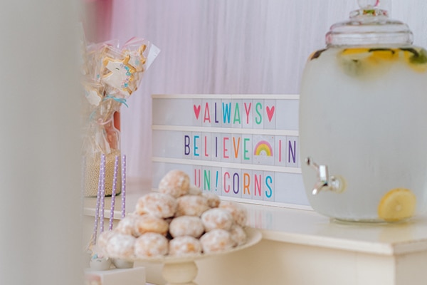 colorful-baptism-unicorn-theme_09