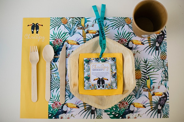 unique-decoration-ideas-tropical-baptism_15