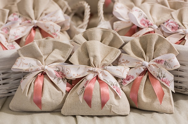 baptism-decoration-vintage-floral-theme_06z