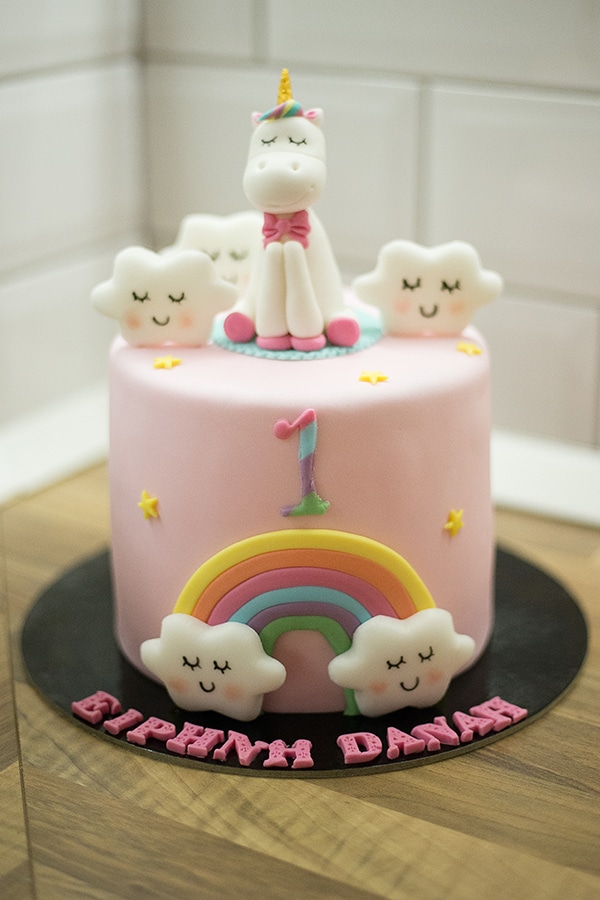 beautiful-ideas-1st-birthday-unicorn-theme_02
