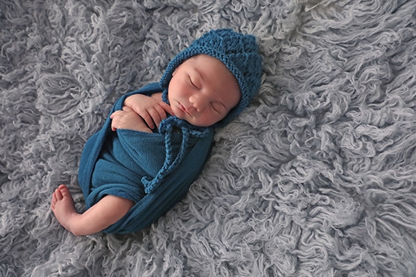 beautiful-newborn-photoshoot_02