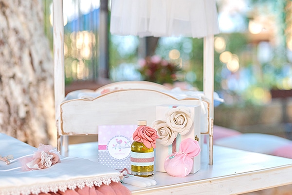 beautiful-ideas-girl-baptism-little-bird-theme_08