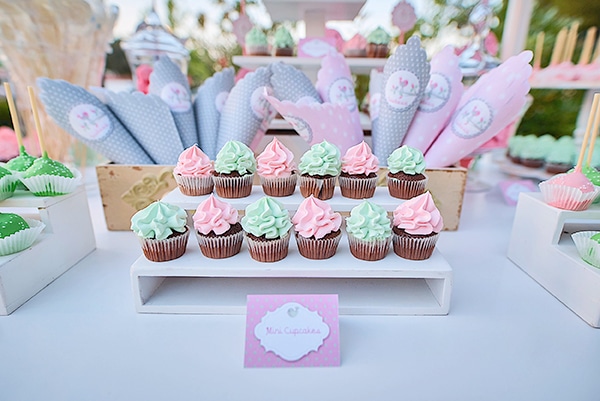 beautiful-ideas-girl-baptism-little-bird-theme_19