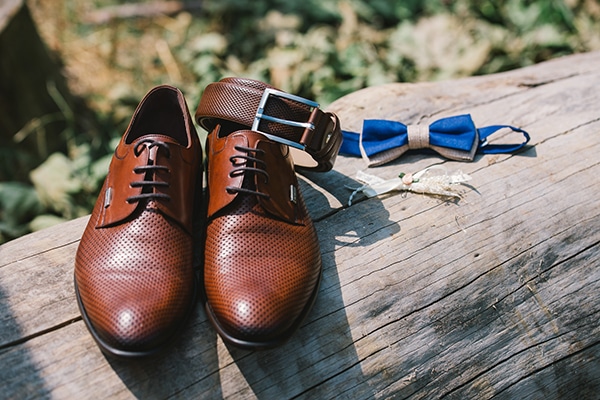 beautiful-summer-wedding-vivid-colours-rustic-details_12