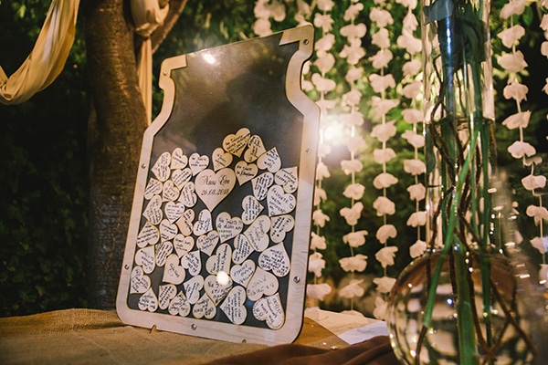 beautiful-summer-wedding-vivid-colours-rustic-details_35