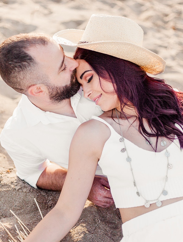 dreamy-beach-engagement-shoot_03