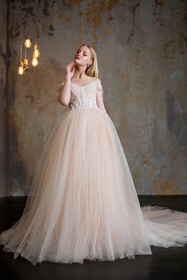 impressive-wedding-creations-mistrelli-modern-renaissance-collection-2019_04x