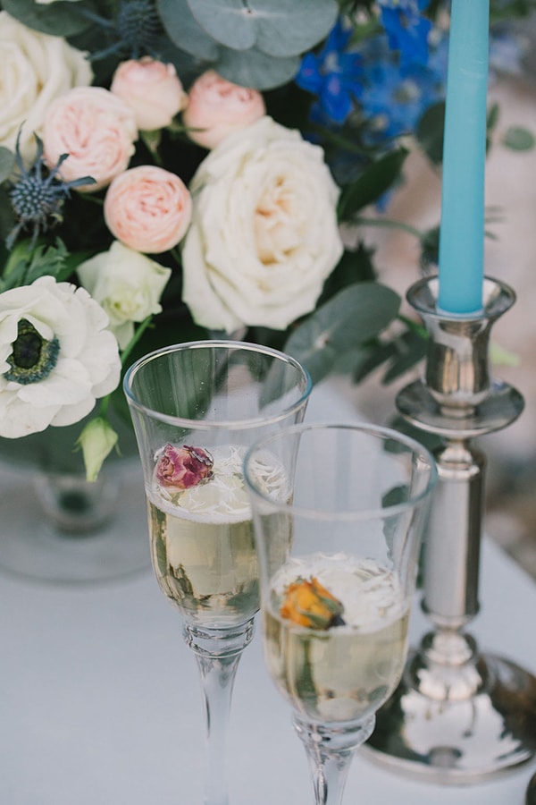 romantic-styled-shoot-beach_14x
