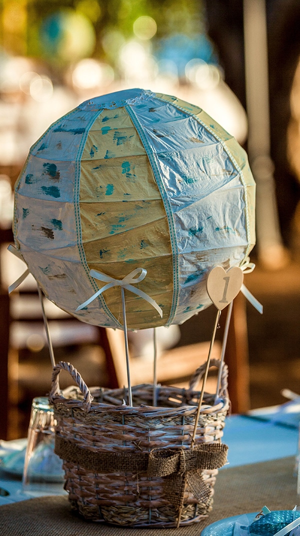 unique-baptism-decoration-ideas-hot-air-balloon_02