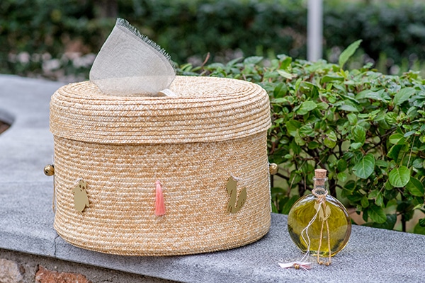 modern-girl-baptism-ideas-vivid-colours_03