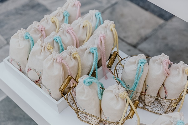 beautiful-ideas-girly-decoration-baptism_04