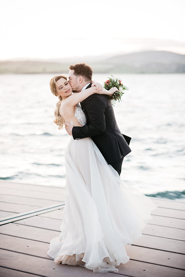 beautiful-spring-wedding-flowers-vivid-colours_03