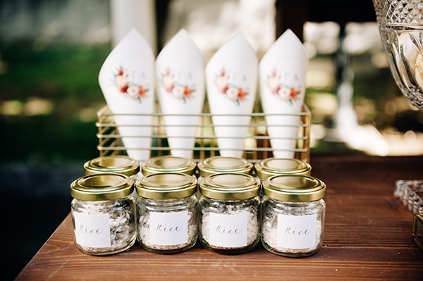 beautiful-spring-wedding-flowers-vivid-colours_26