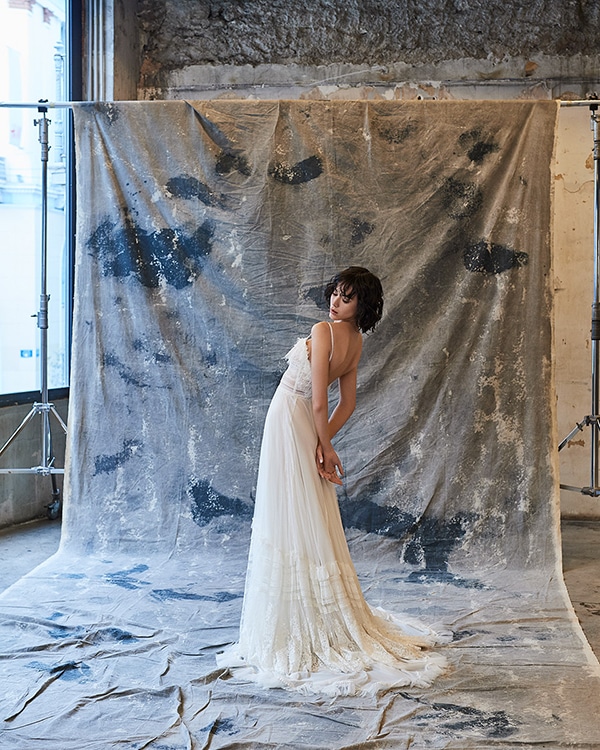 ethereal-feminine-wedding-dresses-you-will-love_23